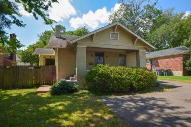Main picture of 3687-3689 Spottswood Avenue - 3689