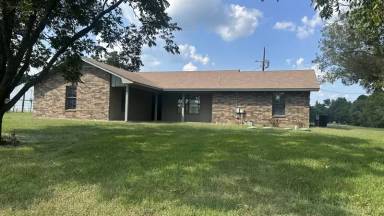 Main picture of 6834 FM 1795