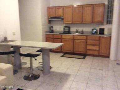 Main picture of 1716 Moani St