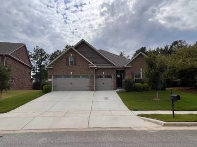 Main picture of 207 Blackwood Dr