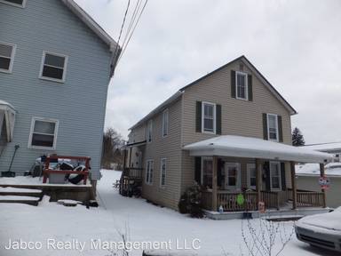Main picture of 342 S Main St