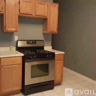 Main picture of 3418 W Armitage Ave