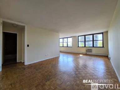 Main picture of 1446 N Dearborn St