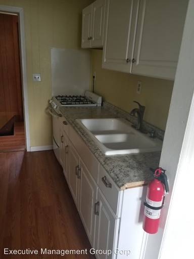 Main picture of 41 Ellis Ave