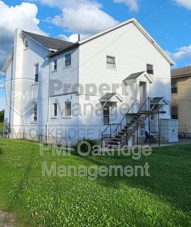 Main picture of 212 S Main St