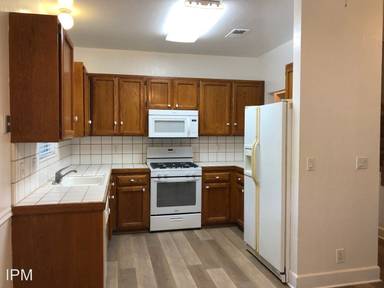 Main picture of 834 Morninghome Ct