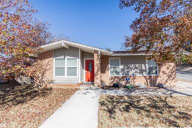 Main picture of 1723 Corita St