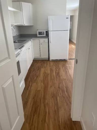 Main picture of 87 Driftwood St