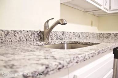 Main picture of 367 Woonasquatucket Ave