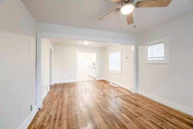 Main picture of 4109 Monroe Ave