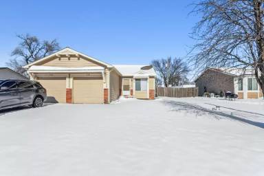Main picture of 318 Harvest Ln