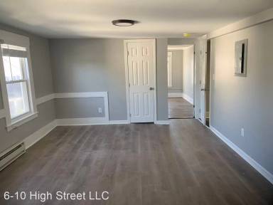 Main picture of 6 High St