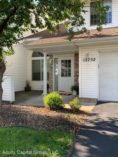 Main picture of 12752 43rd St NE