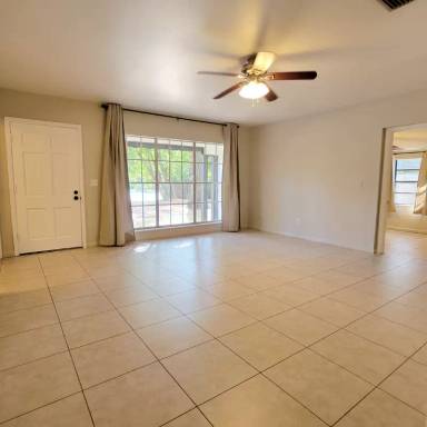 Main picture of 404 Bullard Pkwy