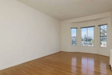 Main picture of 848 Vermont St