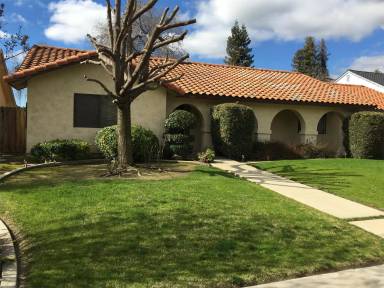 Main picture of 909 N Rono St