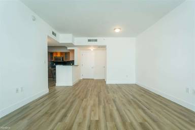 Main picture of Solaris At Brickell Bay Condo