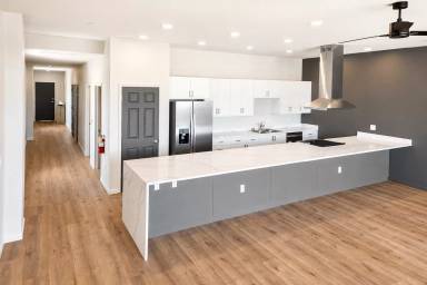 Main picture of 922 Chancery Ln