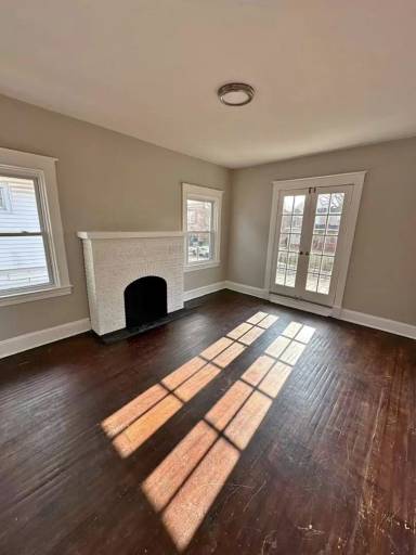 Main picture of 3924 Fairview Ave