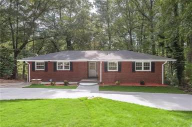 Main picture of 2804 Dodson Dr