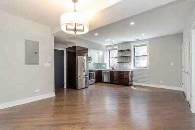 Main picture of 2222 W Palmer St