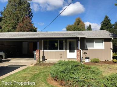 Main picture of 4902 23rd Ave SE