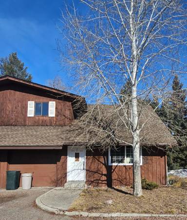 Main picture of 2308 Mary Ave