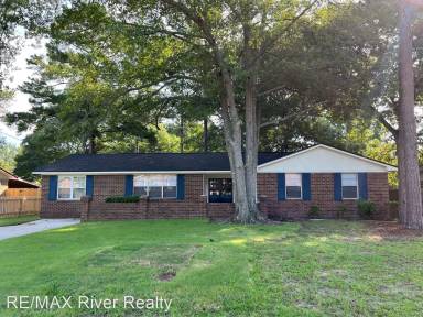 Main picture of 4120 Englewood Dr