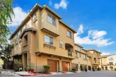 Main picture of 2076 Almaden Rd