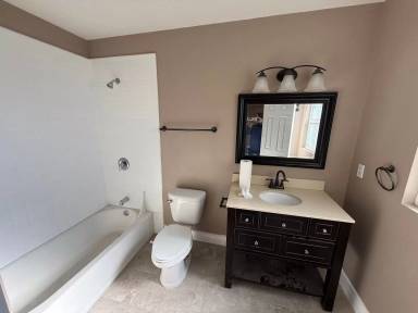 Main picture of 536 W Greenwood Ave