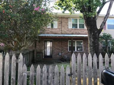 Main picture of 212 Bell Downs Dr