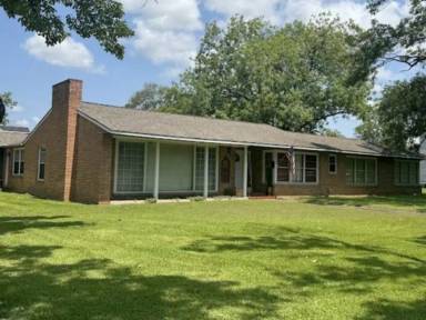 Main picture of 1003 E Washington Ave