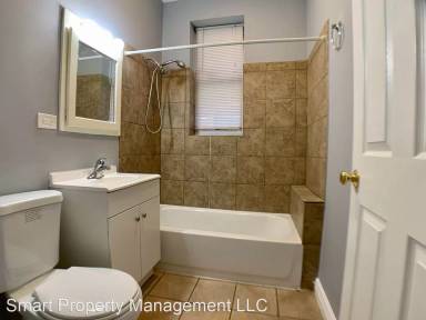 Main picture of 1403 N Karlov Ave