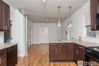 Main picture of 1623 N Talman Ave