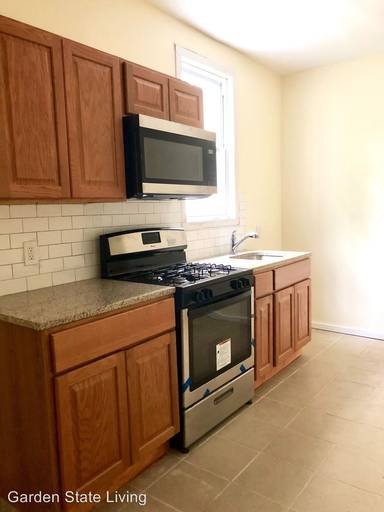 Main picture of 512 S 17th St