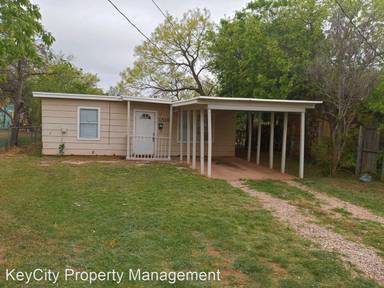 Main picture of 1518 Victoria St