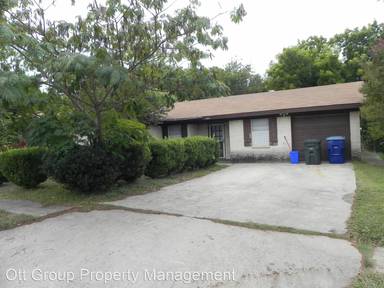 Main picture of 206 Carothers St