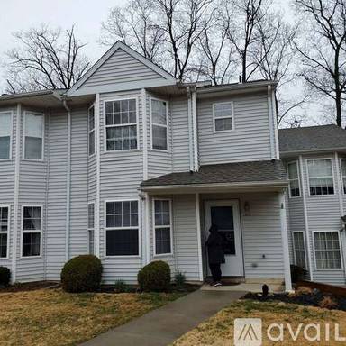 Main picture of 316 Pellinore Ct