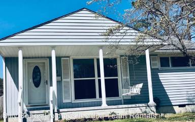 Main picture of 110 Banks St