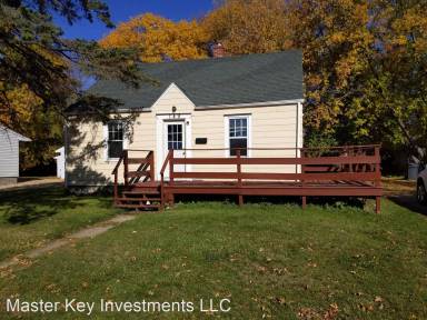 Main picture of 149 Ella Ave NE