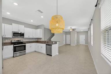 Main picture of 9643 Mulberry Marsh Ln