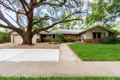 Main picture of 3120 22nd St