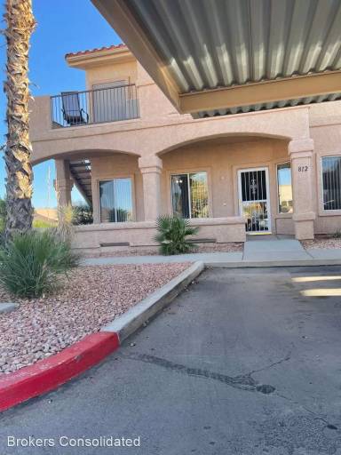 Main picture of Sandstone Condominiums