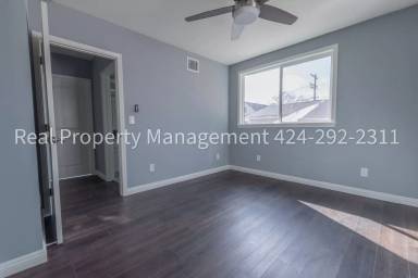 Main picture of 1352 E 23rd St