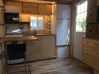 Main picture of 9336 N Lombard St