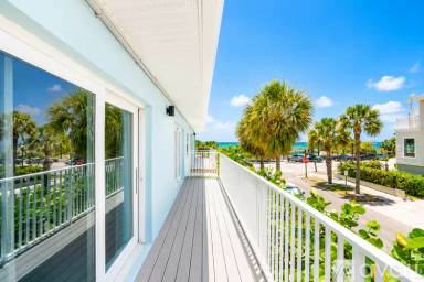Main picture of 1907 Gulf Way