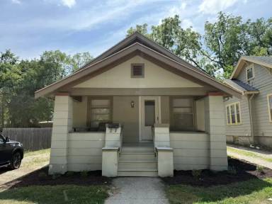 Main picture of 201 Koch Ave