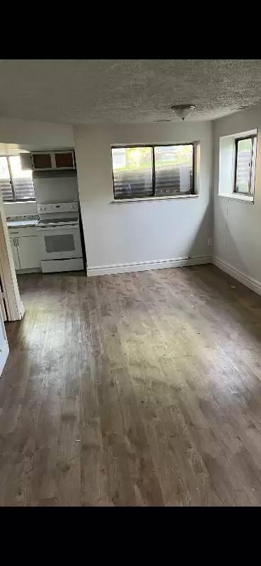 Main picture of 46 W Shadbolt St