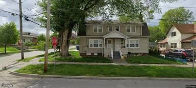 Main picture of 1300 E 12th St