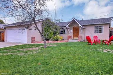 Main picture of 5046 Noella Way